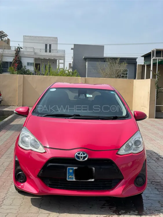 Toyota Aqua 2016 for Sale in Lahore Image-1