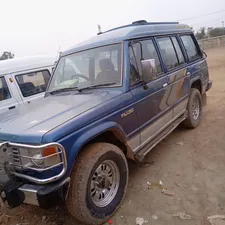Mitsubishi Pajero Exceed 2.5D 1990 for Sale