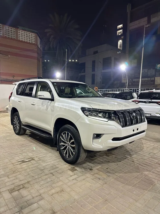 Toyota Prado 2019 for Sale in Karachi Image-1