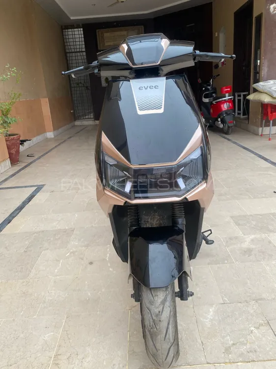 Evee S1 Pro 2025 for Sale Image-1