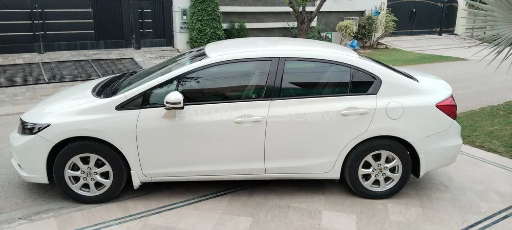 Honda Civic 2014 for Sale in Lahore Image-1
