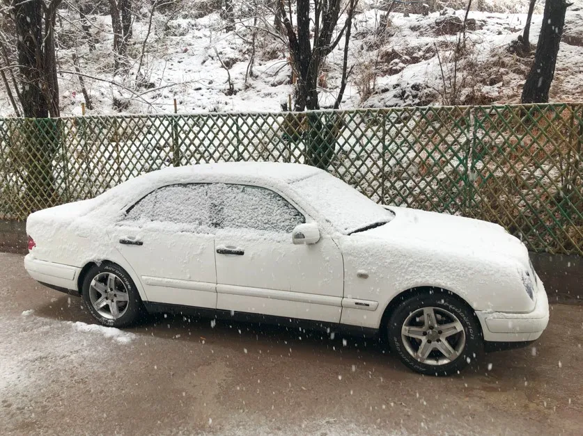 Mercedes Benz E Class 1996 for Sale in Islamabad Image-1
