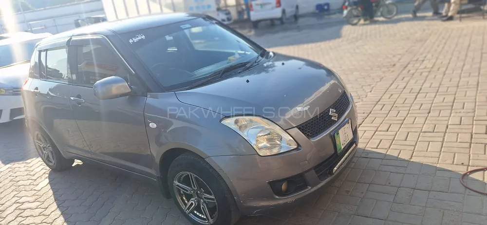 Suzuki Swift 2010 for Sale in Multan Image-1