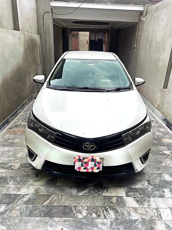 Toyota Corolla 2015 for Sale in Sheikhupura Image-1
