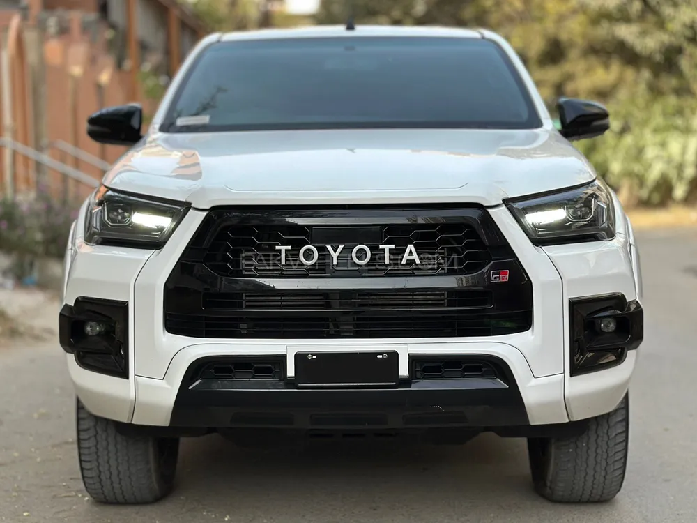 Toyota Hilux 2023 for Sale in Karachi Image-1