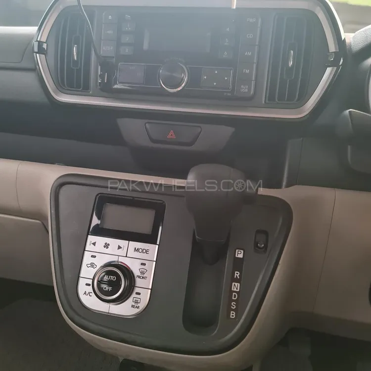 Toyota Passo 2024 for Sale in Peshawar Toyota Passo 2024 for Sale in Peshawar Image-8