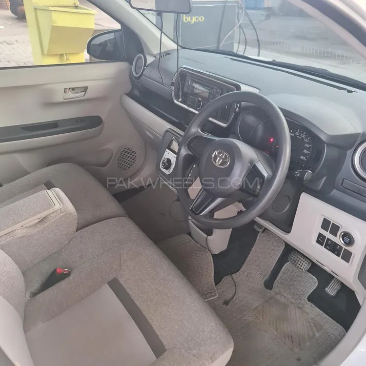 Toyota Passo 2024 for Sale in Peshawar Toyota Passo 2024 for Sale in Peshawar Image-9