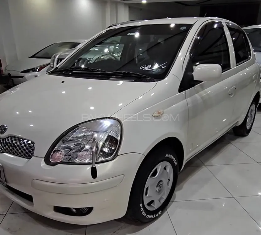 Toyota Vitz 2003 for Sale in Peshawar Image-1