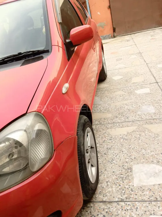 Toyota Vitz 2001 for Sale in Peshawar Image-1