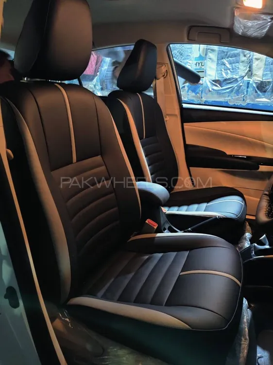 Toyota Yaris Compelet seat covers available Toyota Yaris Compelet seat covers available Image-12