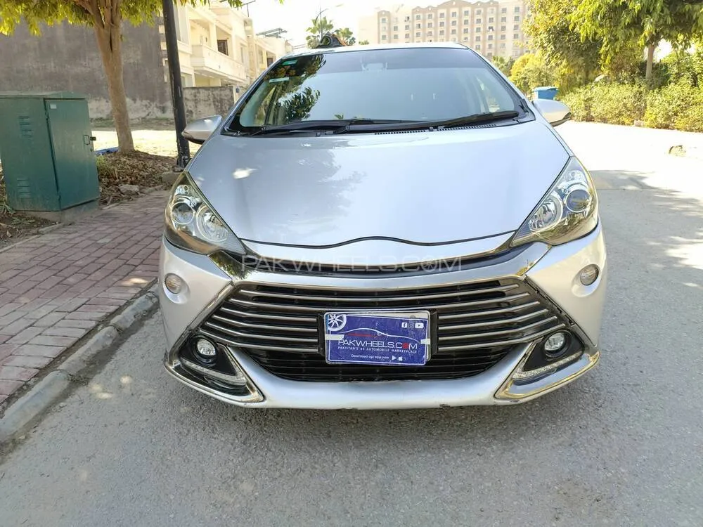 Toyota Aqua 2017 for Sale in Islamabad Image-1