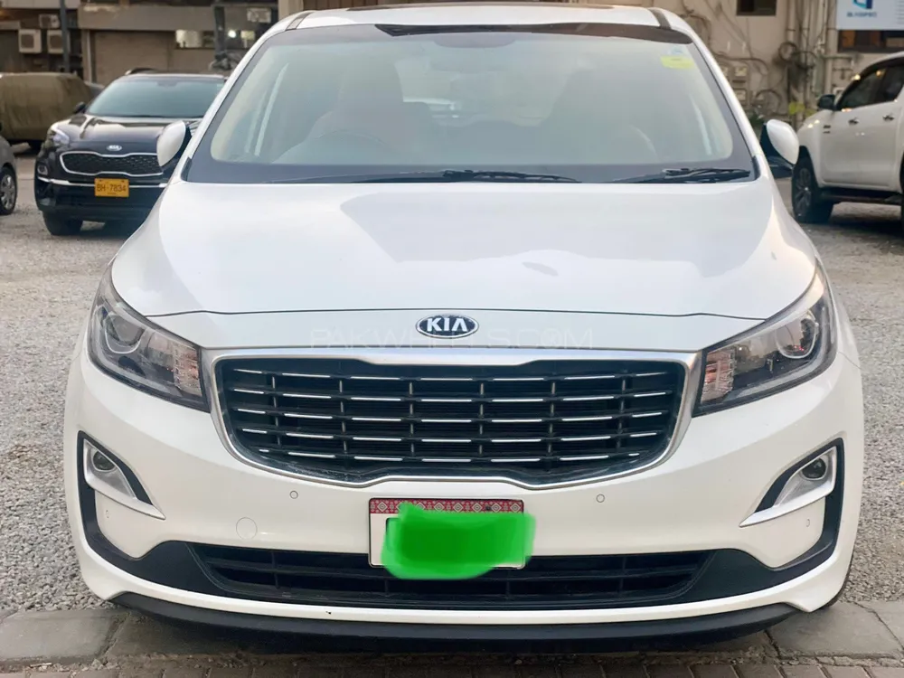 KIA Carnival 2020 for Sale in Karachi Image-1