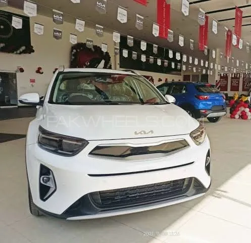 KIA Stonic 2025 for Sale in Lahore Image-1