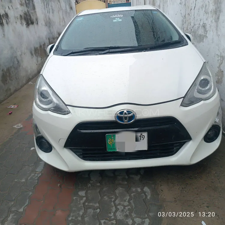 Toyota Aqua 2019 for Sale in Swabi Image-1
