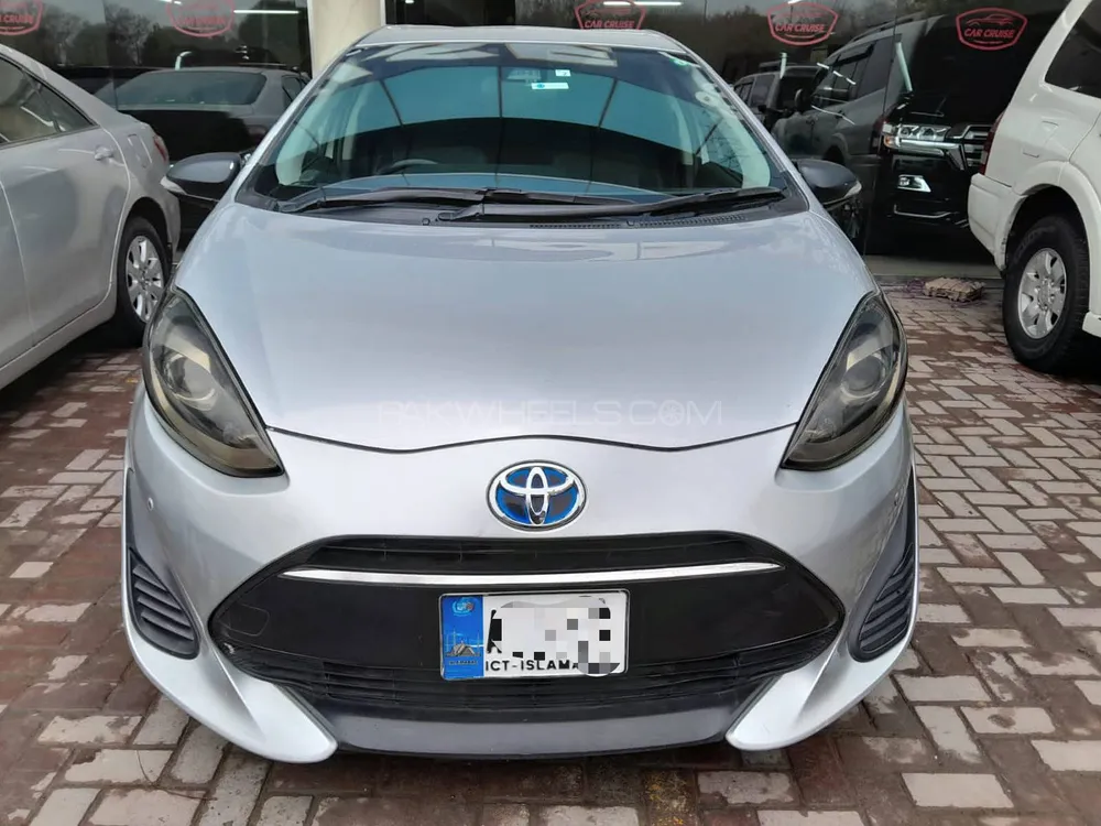 Toyota Aqua 2018 for Sale in Islamabad Image-1