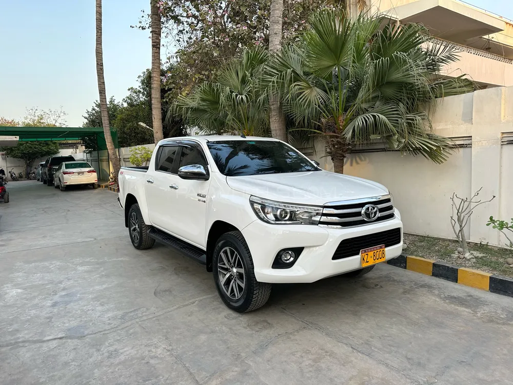 Toyota Hilux 2019 for Sale in Karachi Image-1