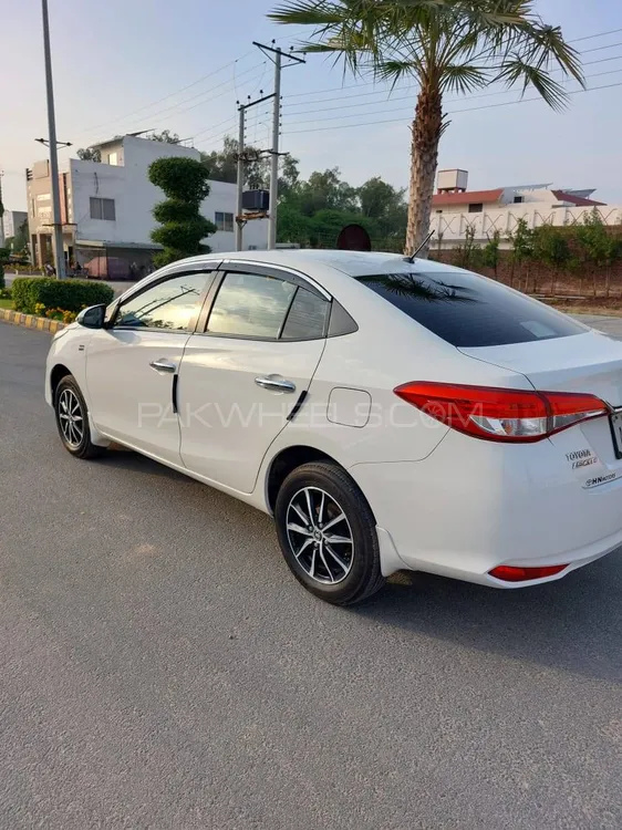 Toyota Yaris Sedan 2021 for Sale in Sheikhupura Toyota Yaris Sedan 2021 for Sale in Sheikhupura Image-7
