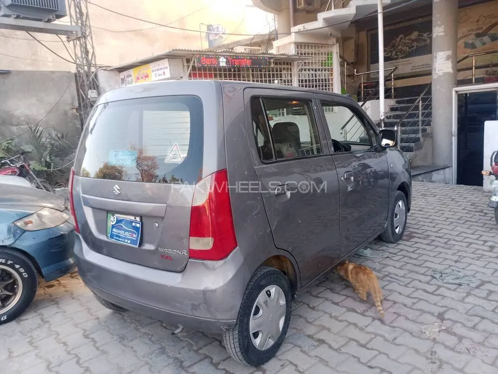 Suzuki Wagon R 2017 for Sale in Islamabad Suzuki Wagon R 2017 for Sale in Islamabad Image-4