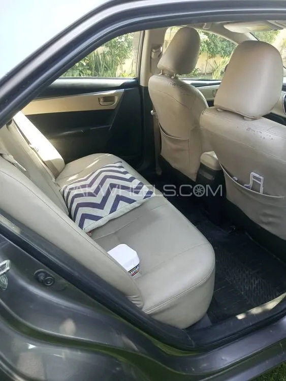 Toyota Corolla 2016 for Sale in Lahore Toyota Corolla 2016 for Sale in Lahore Image-11