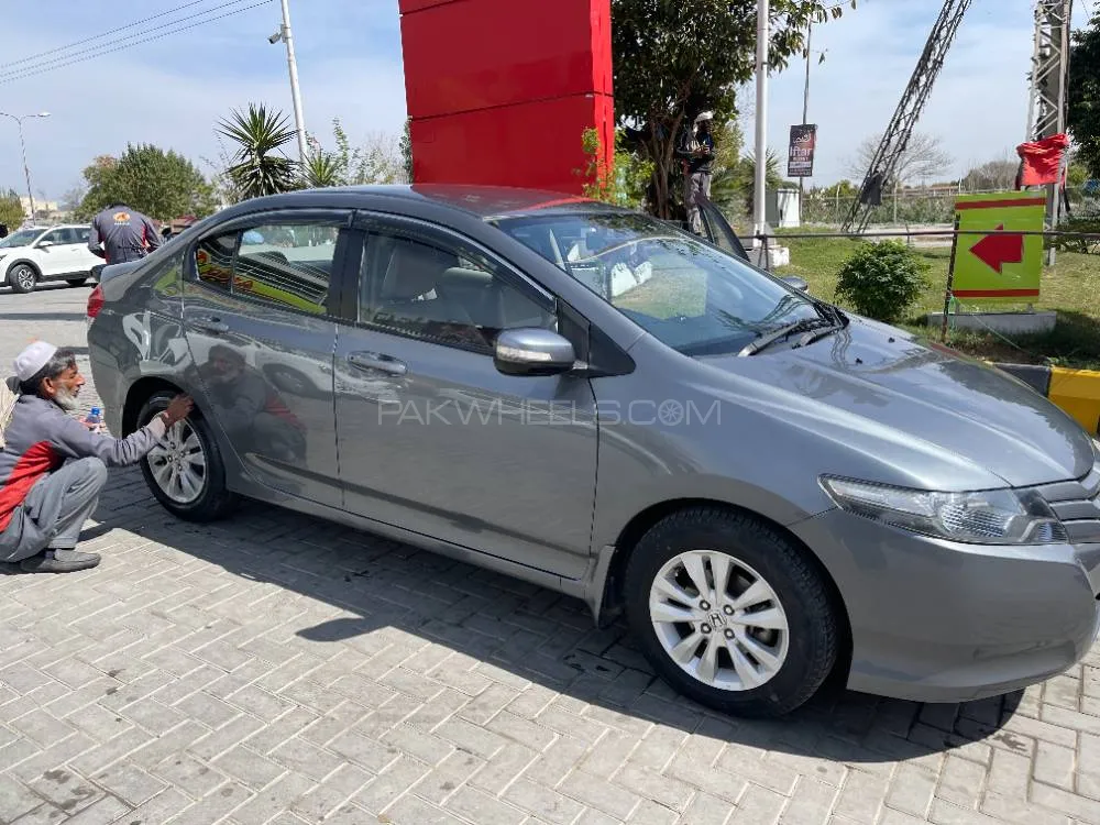 Honda City 2013 for Sale in Islamabad Image-1