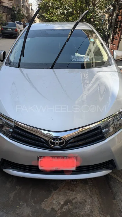 Toyota Corolla 2017 for Sale in Islamabad Image-1
