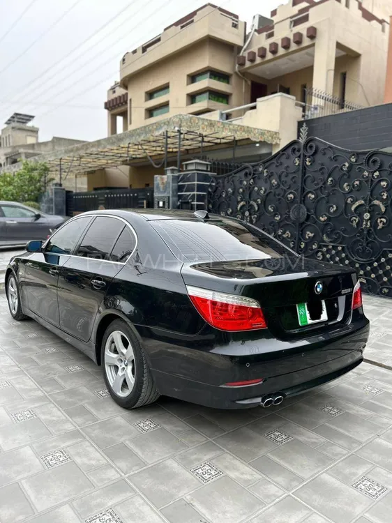 بی ایم ڈبلیو 5 سیریز 2007 for Sale in سیالکوٹ بی ایم ڈبلیو 5 سیریز 2007 for Sale in سیالکوٹ Image-2