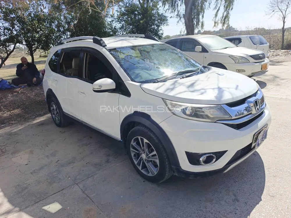 Honda BR-V 2017 for Sale in Islamabad Image-1