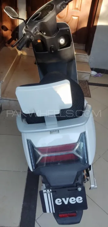 Evee C1 2025 for Sale Image-1