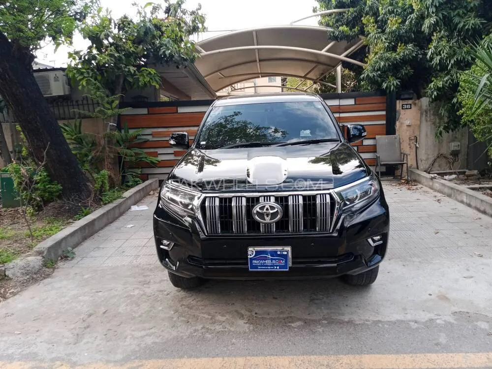Toyota Prado 2010 for Sale in Islamabad Image-1