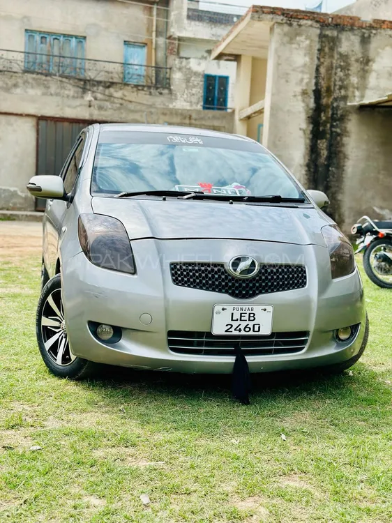 Toyota Vitz 2009 for Sale in Sialkot Image-1