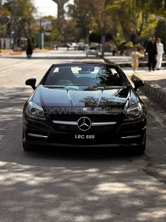 Mercedes Benz SLK Class 2011 for Sale in Islamabad Image-1