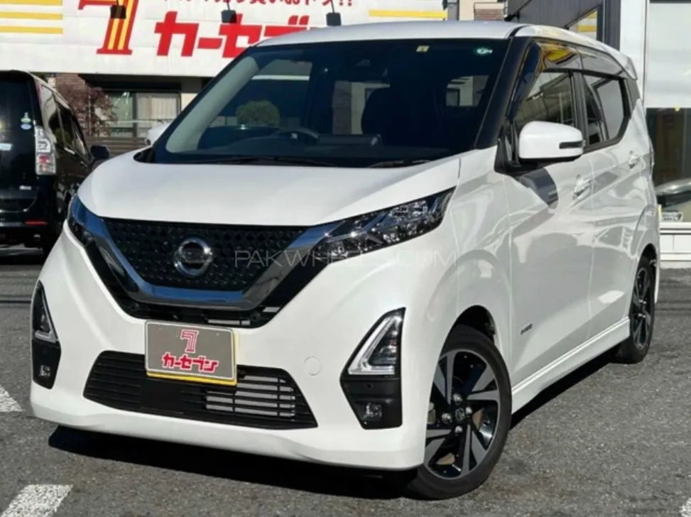نسان ڈیز 2022 for Sale in کراچی Image-1
