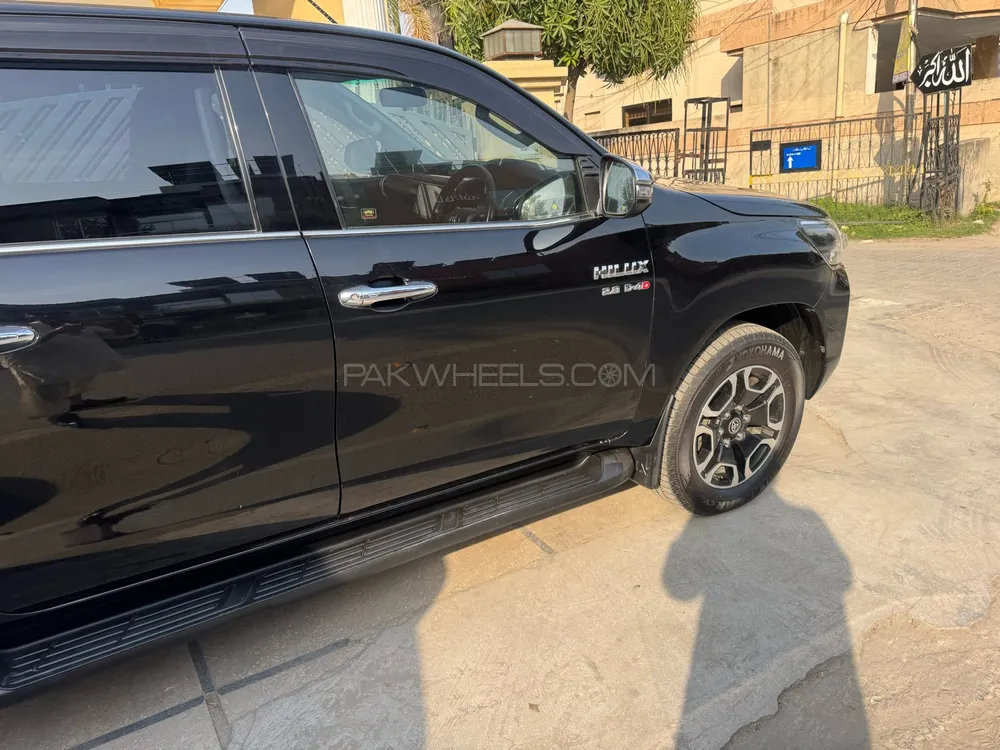 Toyota Hilux 2021 for Sale in Lahore Image-1