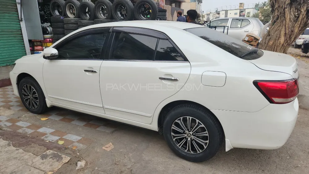 Toyota Premio 2018 for Sale in Karachi Image-1