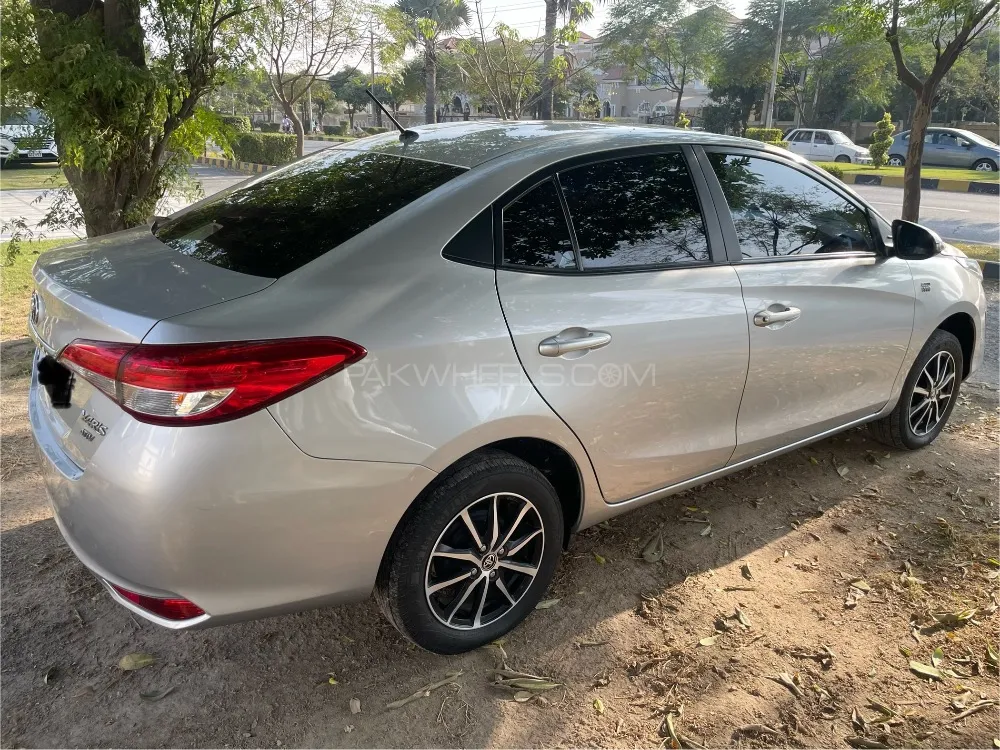 Toyota Yaris Sedan 2023 for Sale in Lahore Toyota Yaris Sedan 2023 for Sale in Lahore Image-4