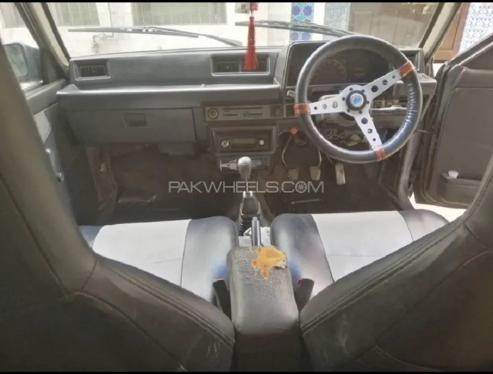 Daihatsu Charade 1995 for Sale in Lahore Image-1