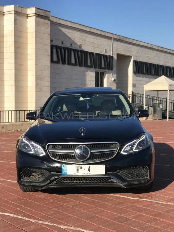Mercedes Benz E Class 2010 for Sale in Islamabad Image-1