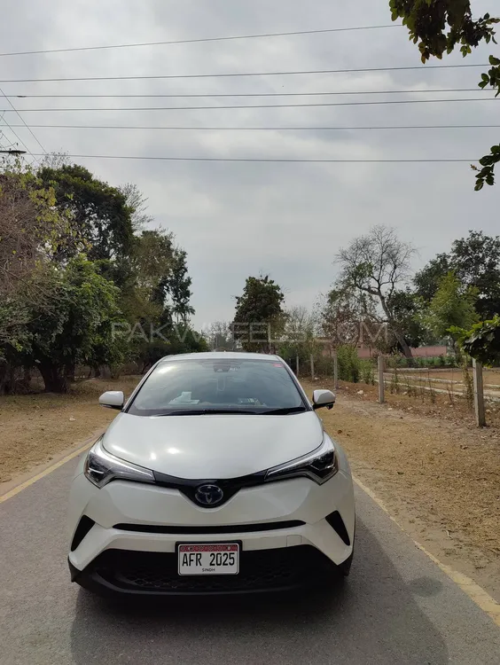 Toyota C-HR 2019 for Sale in Karachi Image-1