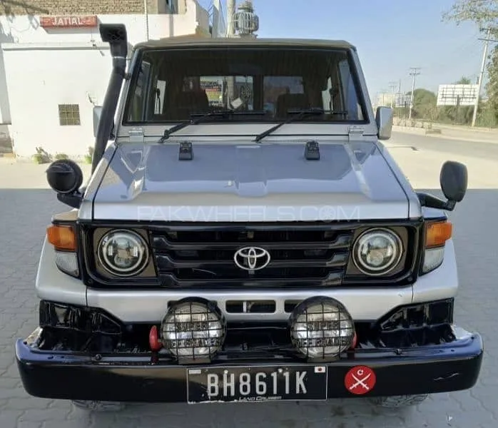 Toyota Land Cruiser 2019 Diesel: Legenda yang Bertahan dengan Performa Tangguh