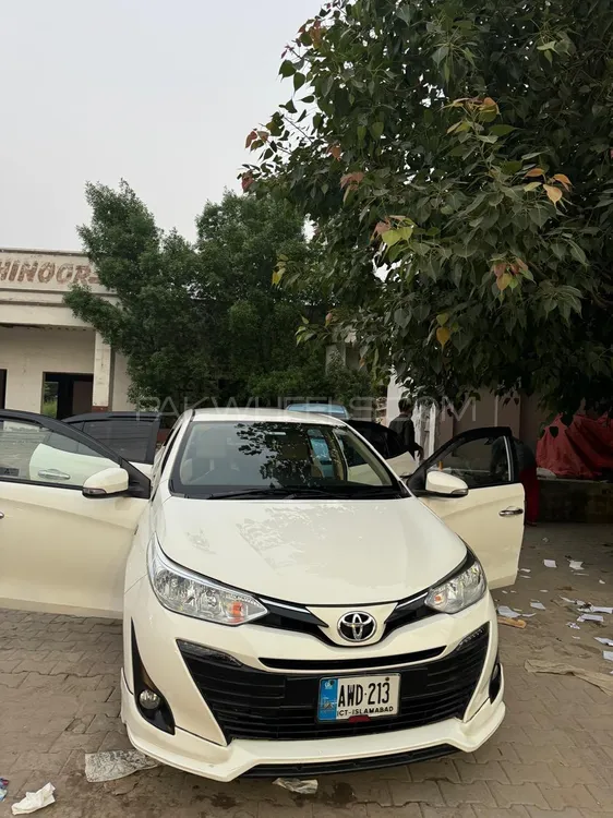 Toyota Yaris Sedan 2021 for Sale in Faisalabad Image-1