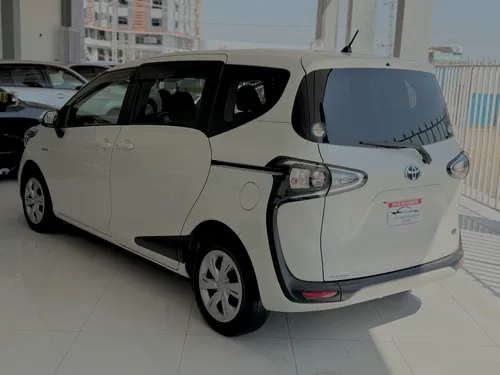 Toyota Sienta X 2018
