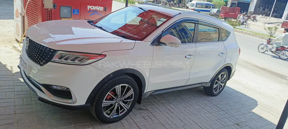 DFSK Glory 580 2021 for Sale in Bahawalpur DFSK Glory 580 2021 for Sale in Bahawalpur Image-10