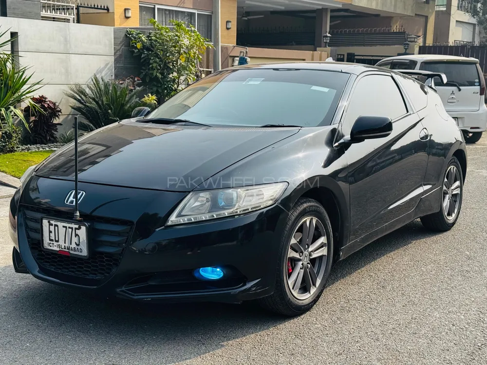 Honda CR-Z 2011 for Sale in Lahore Image-1