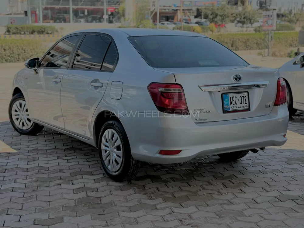 Toyota Corolla Axio 2015 for Sale in Peshawar Toyota Corolla Axio 2015 for Sale in Peshawar Image-2