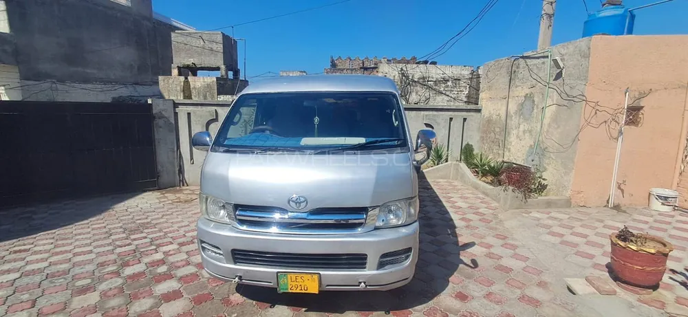 Toyota Hiace 2010 for Sale in Jhelum Image-1