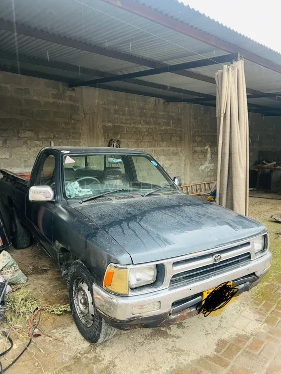 Toyota Hilux 1997 for Sale in Lower Dir Image-1