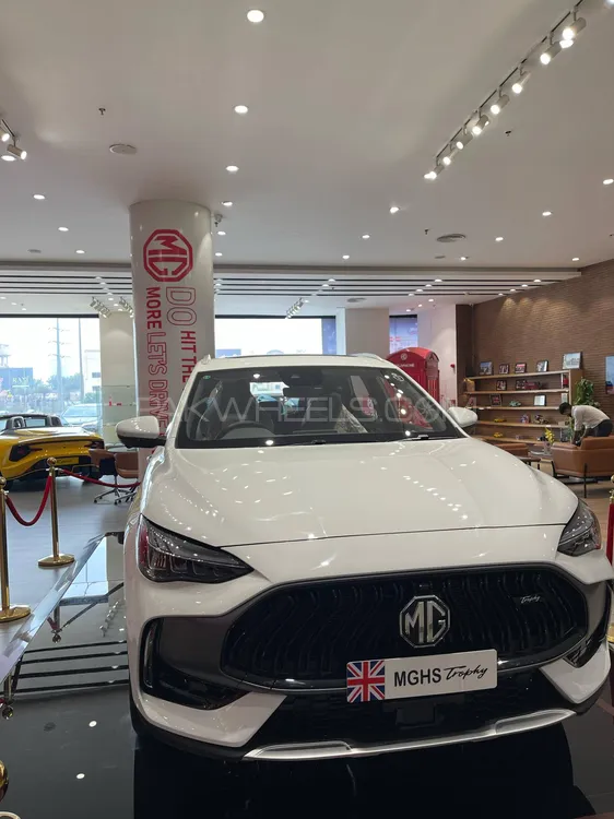 MG HS 2025 for Sale in Lahore Image-1