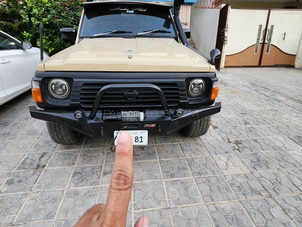 Nissan Patrol 1984 for Sale in Karachi Nissan Patrol 1984 for Sale in Karachi Image-3