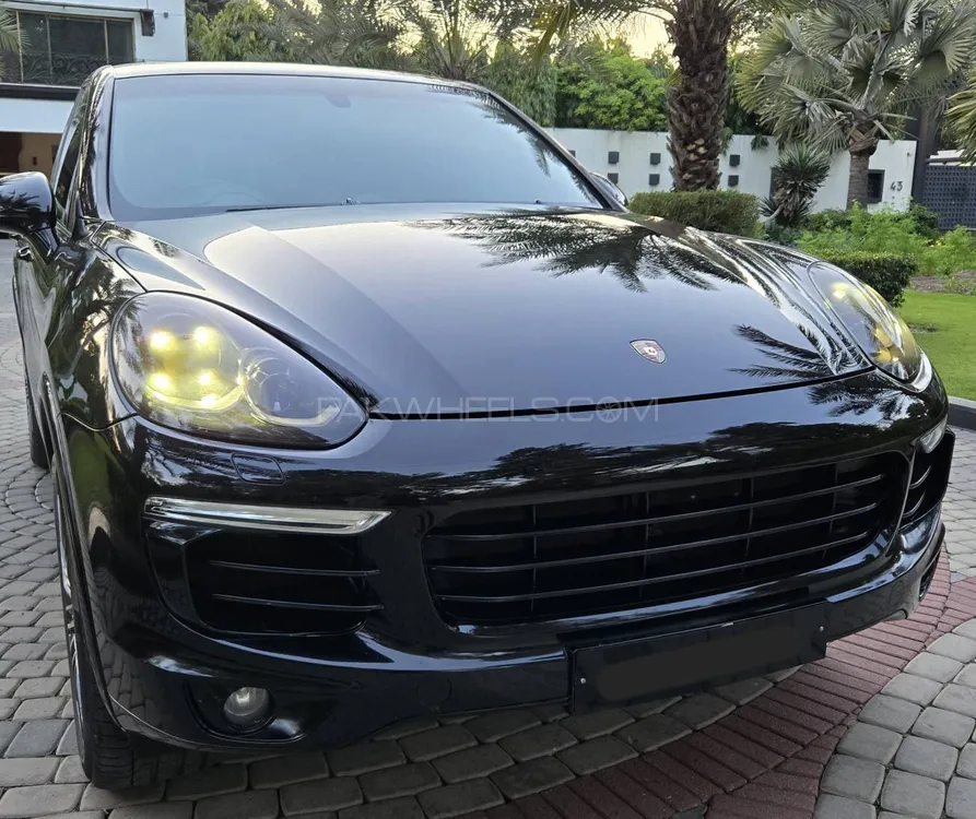 Porsche Cayenne 2015 for Sale in Lahore Image-1