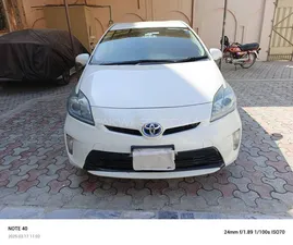 Toyota Prius S Touring Selection 1.8 2013 for Sale